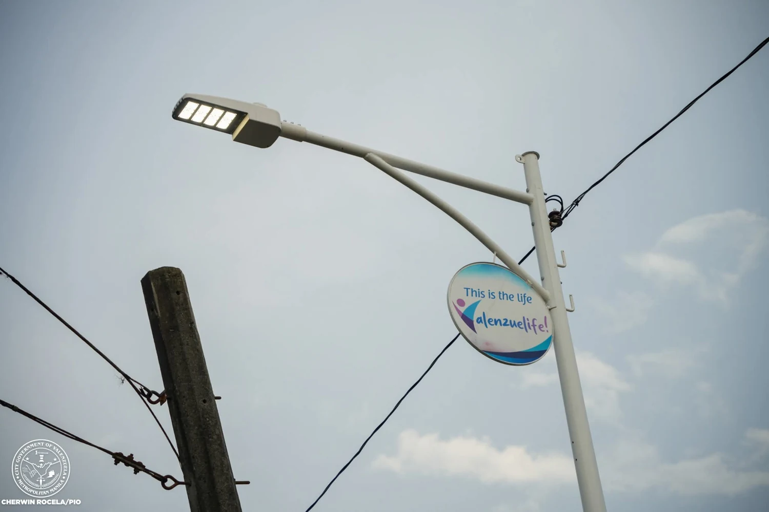 Arm and luminaire assembly · Valenzuela City | CHERWIN ROCELA/PIO
